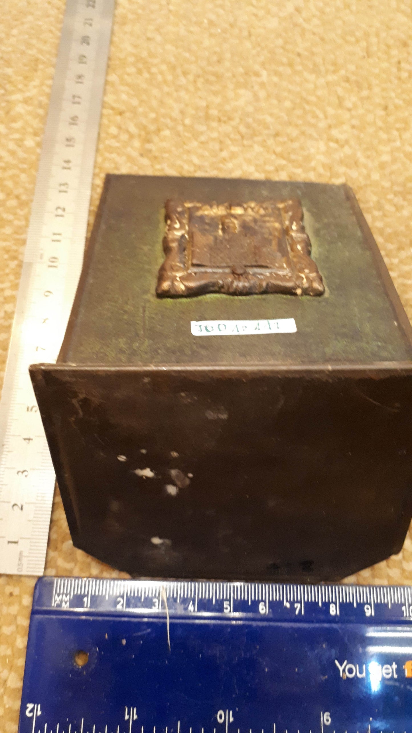 Judaica books metal holder [JUD10112]