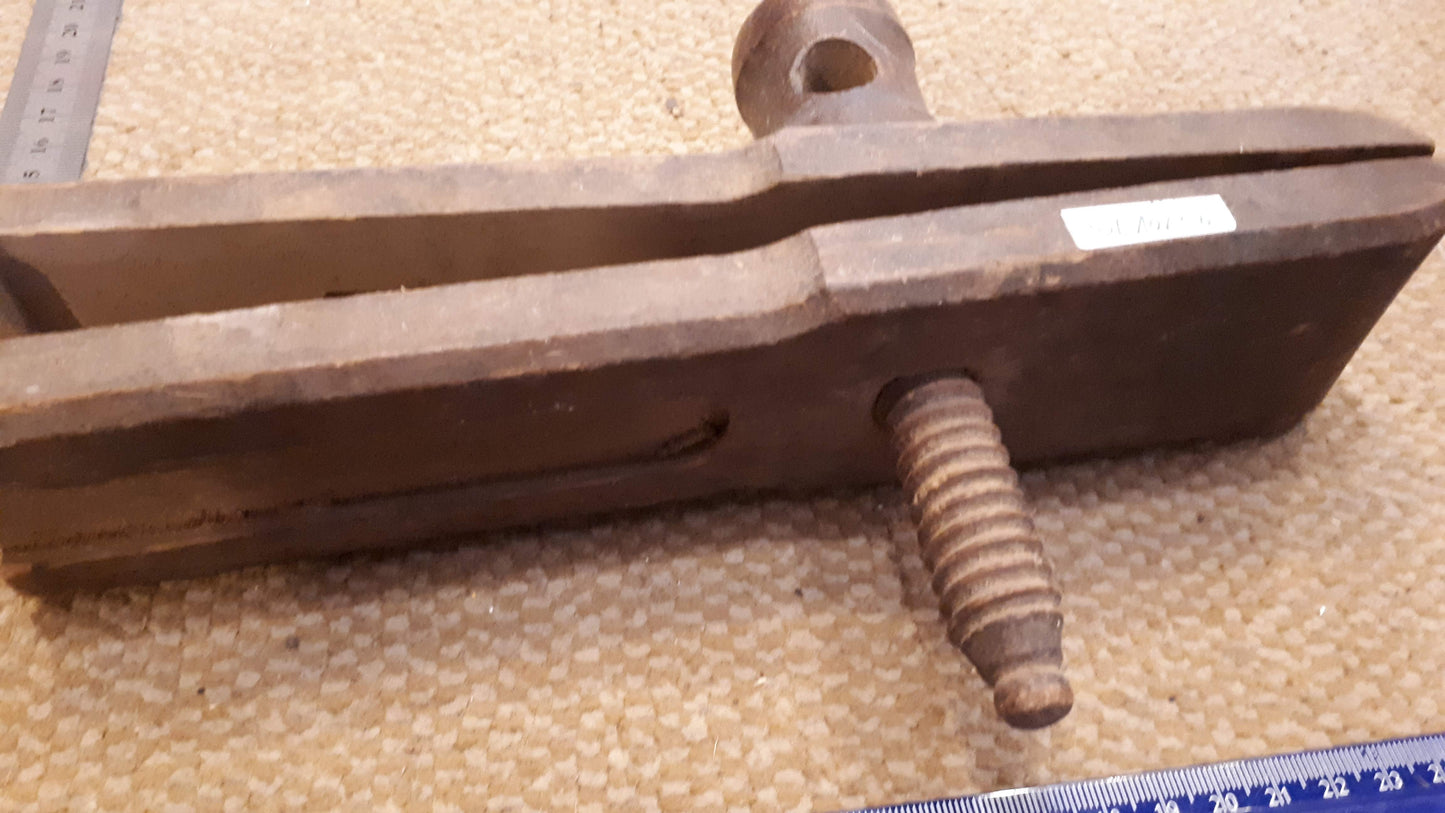 Vintage Carpenters wood holder [TOL10138]