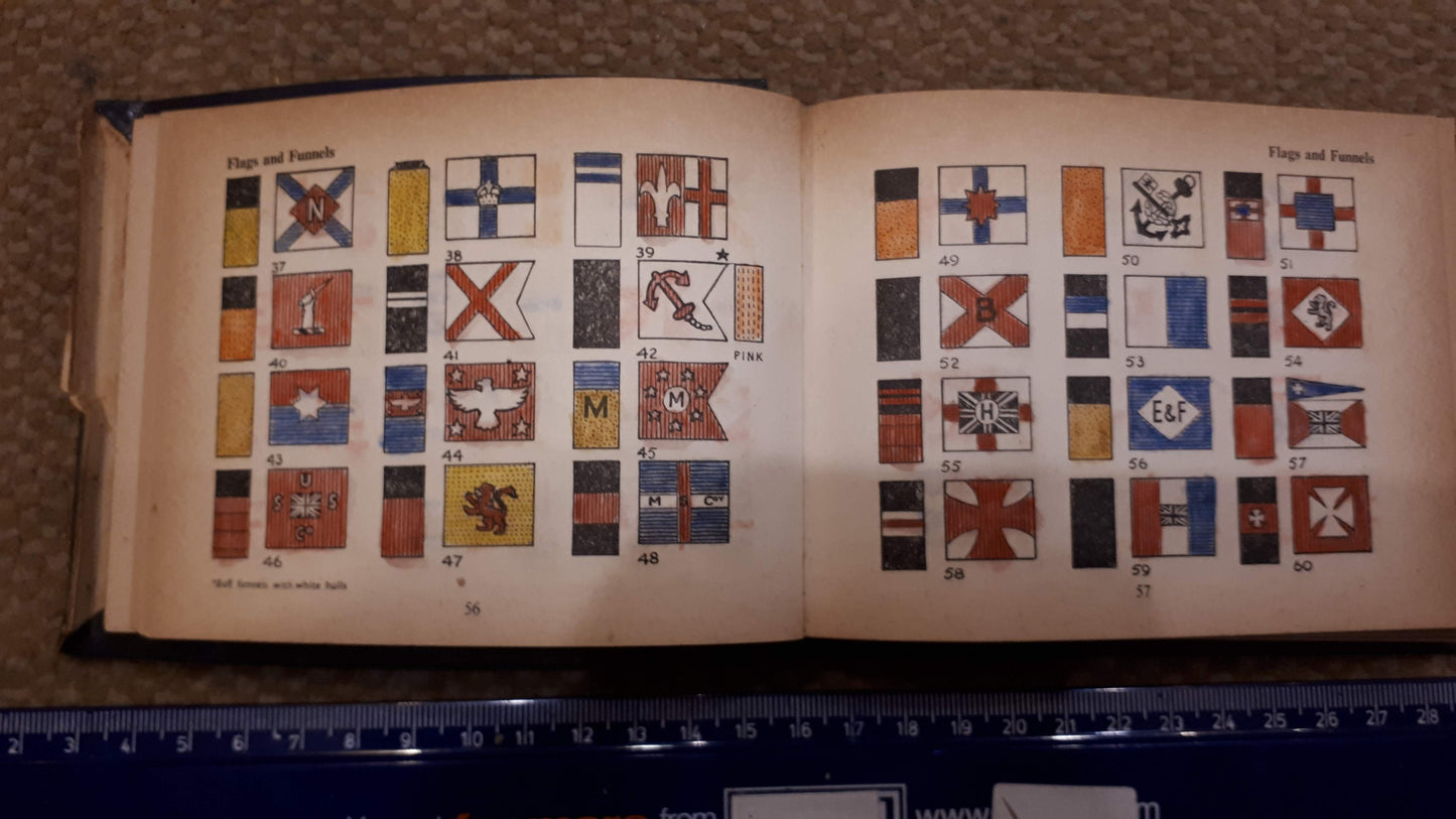 Ships & the sea dumpy old book [BOK10130]
