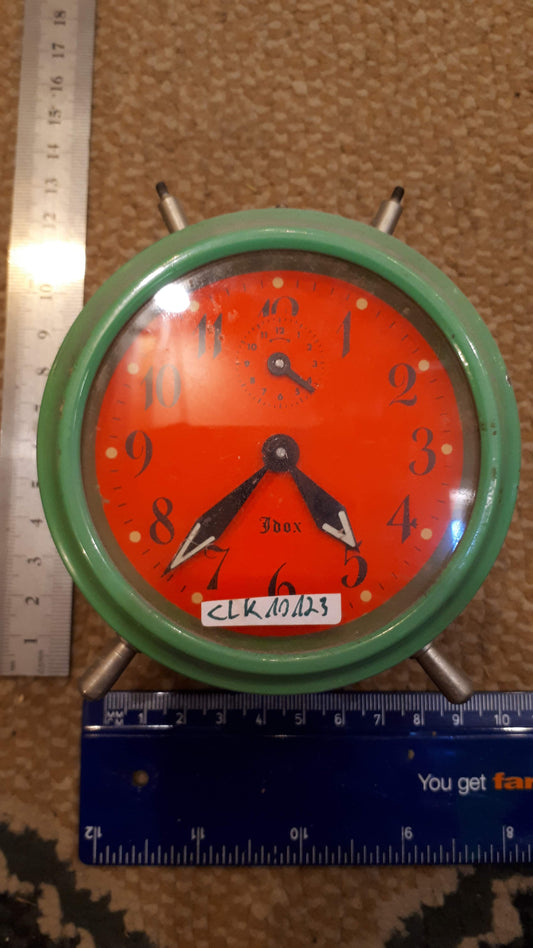 Vintage mechanical desk clock [CLK10123]