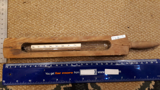 Vintage industrial Thermometer [TOL10139]