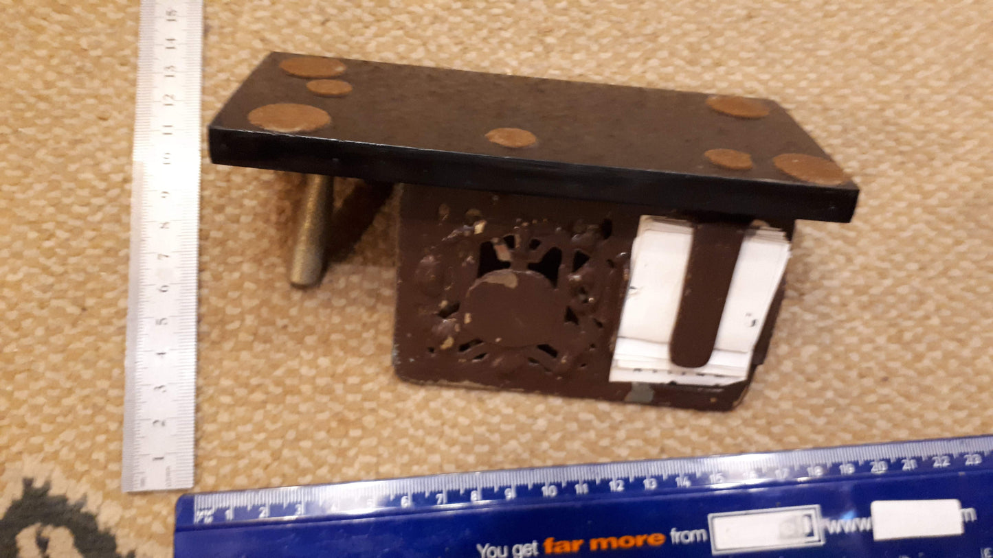 Vintage Israeli Pan older and date display [JUD10119]