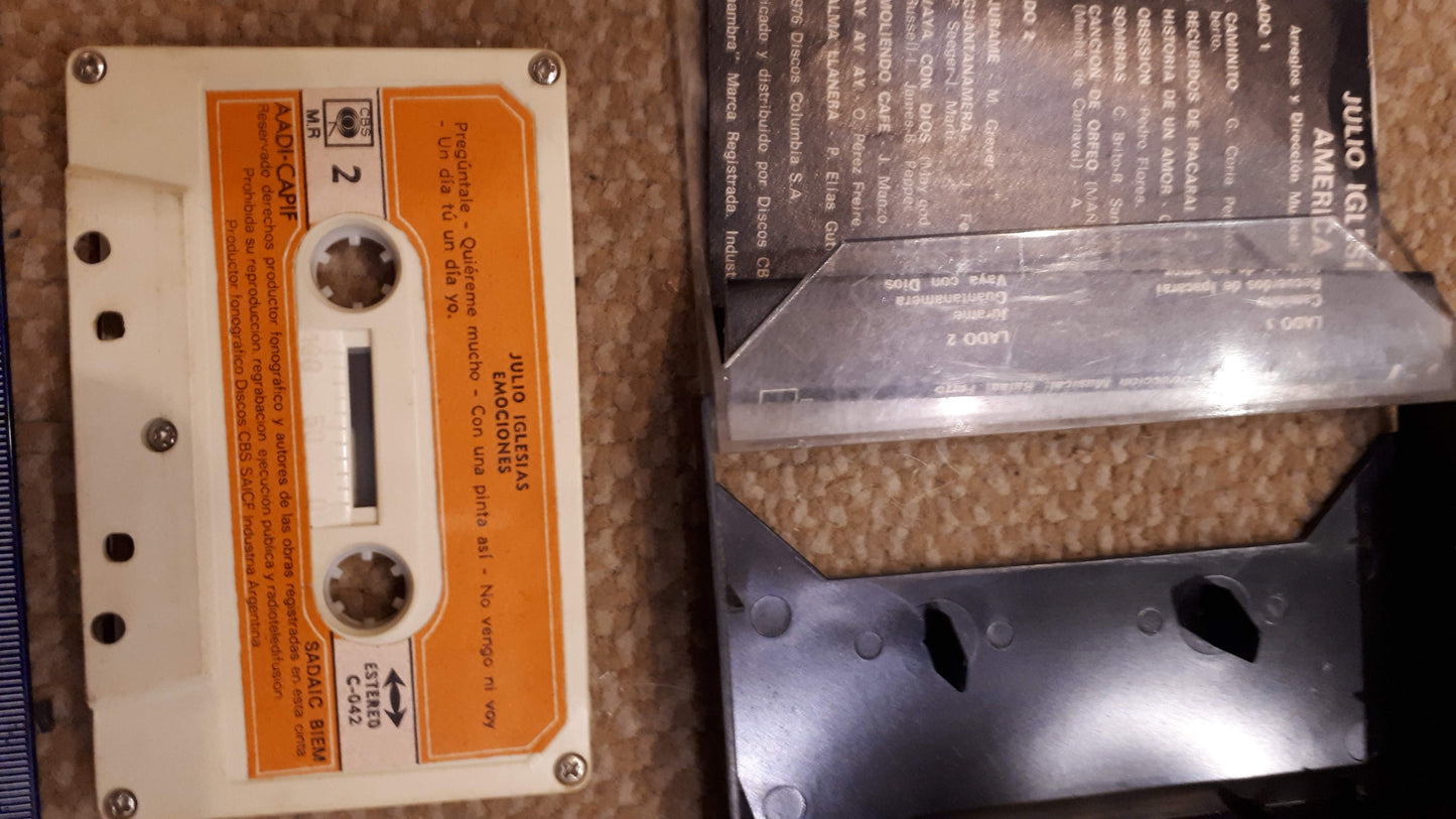 Audio cassette album, Julio Iglesias [ENT10149]