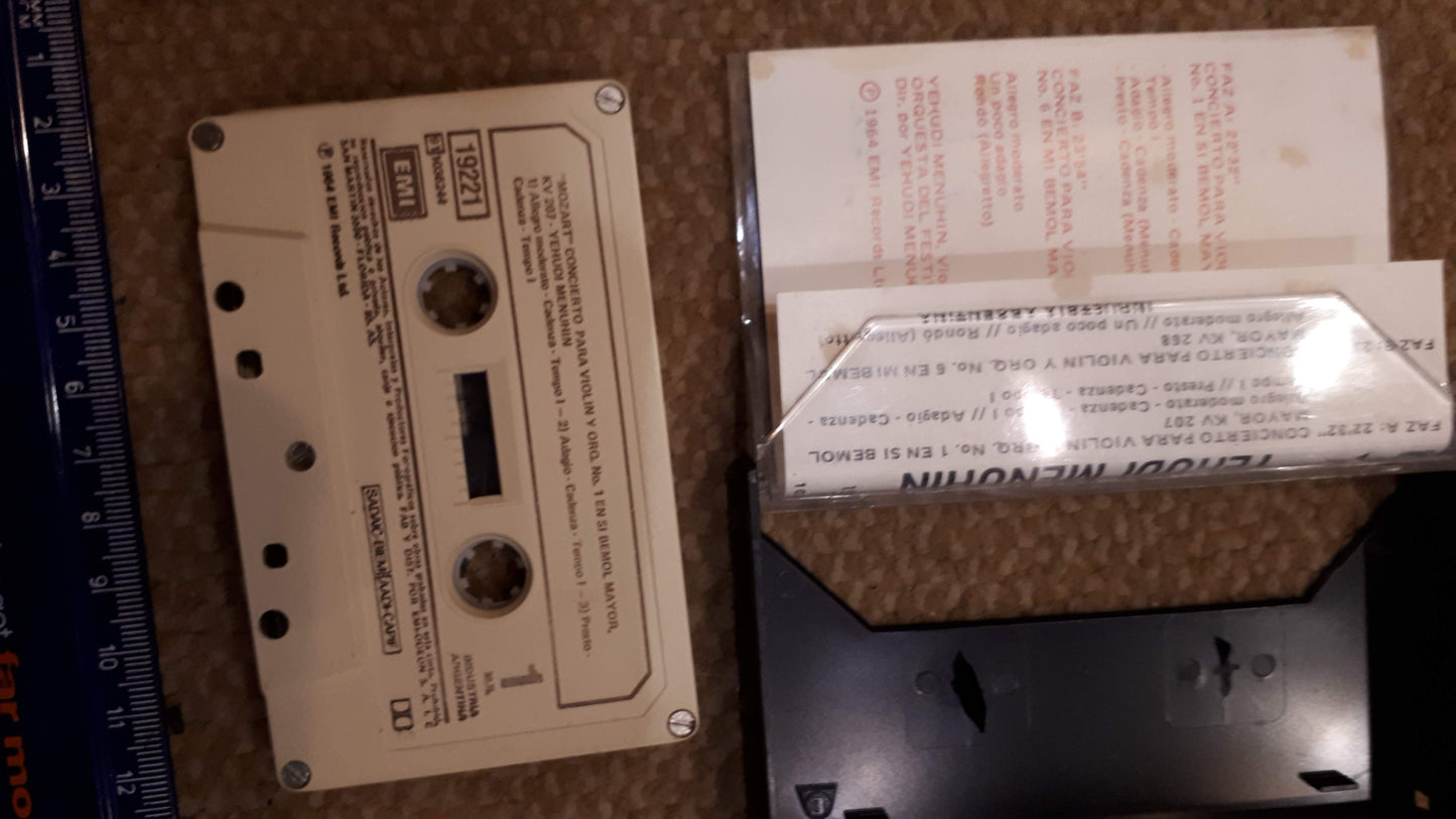 Audio cassette album, Mozart [ENT10148]