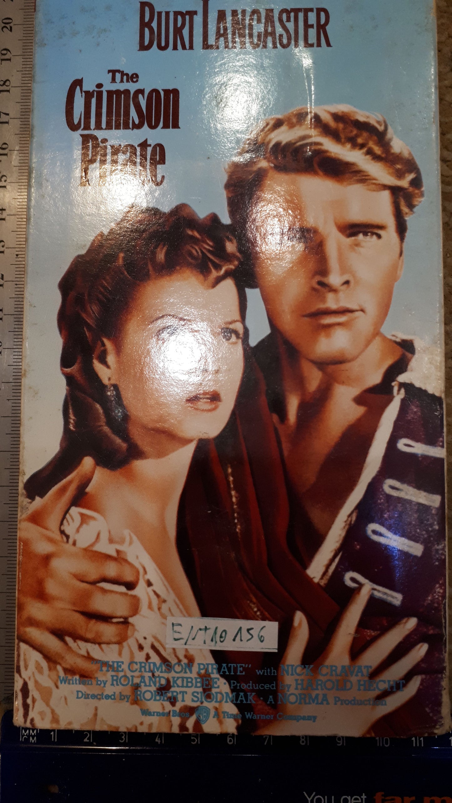 Brut lancaster The Crimson Pirate video cassette [ENT10156]