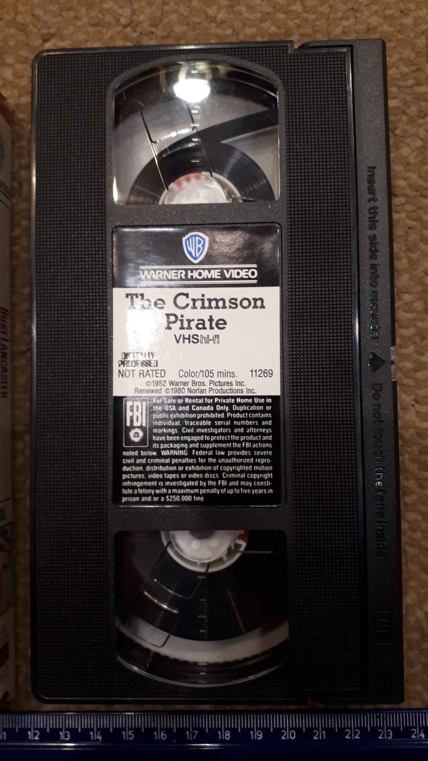 Brut lancaster The Crimson Pirate video cassette [ENT10156]