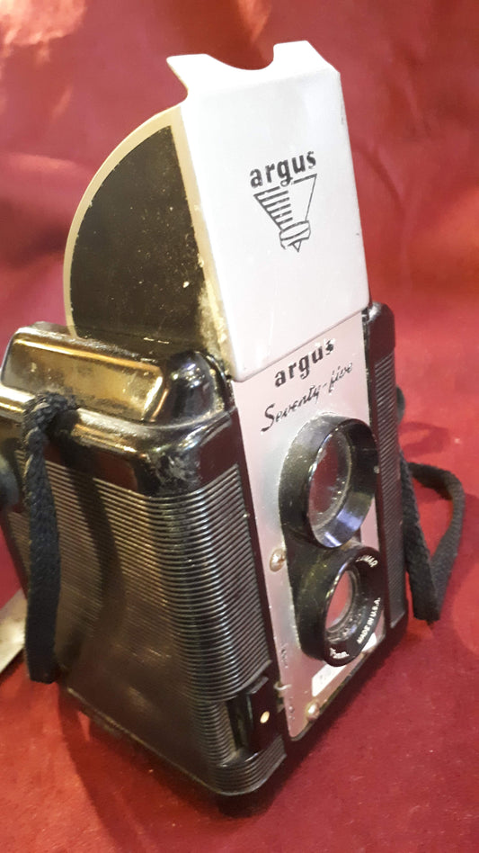 Antique Camera - Argus [INS10197]