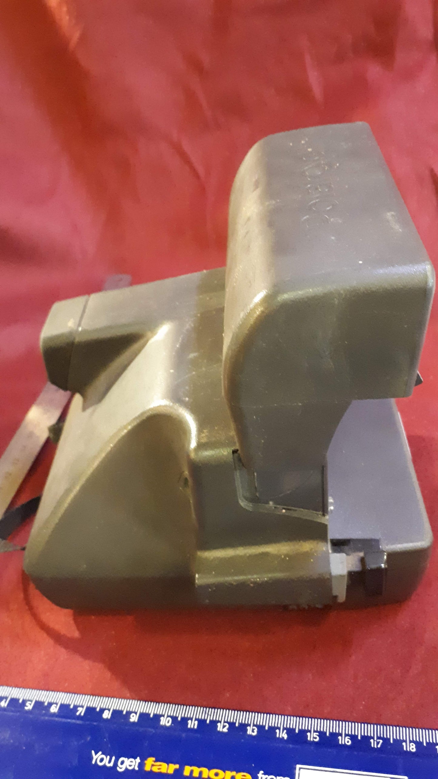 Vintage Polaroid camera [INS10199]