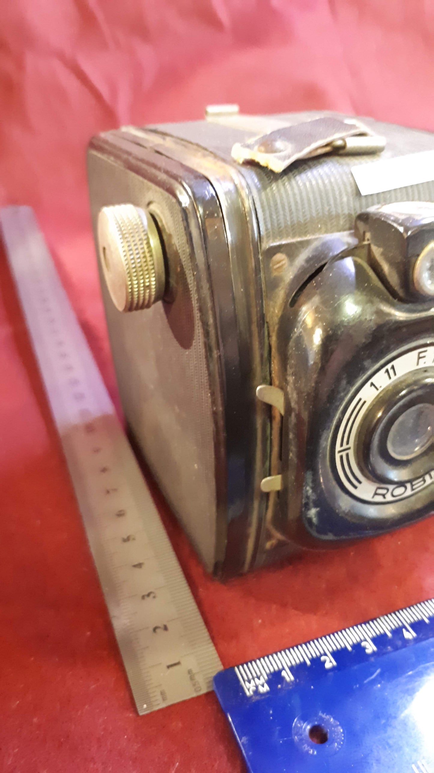 Antique Camera - ROBI [INS10205]