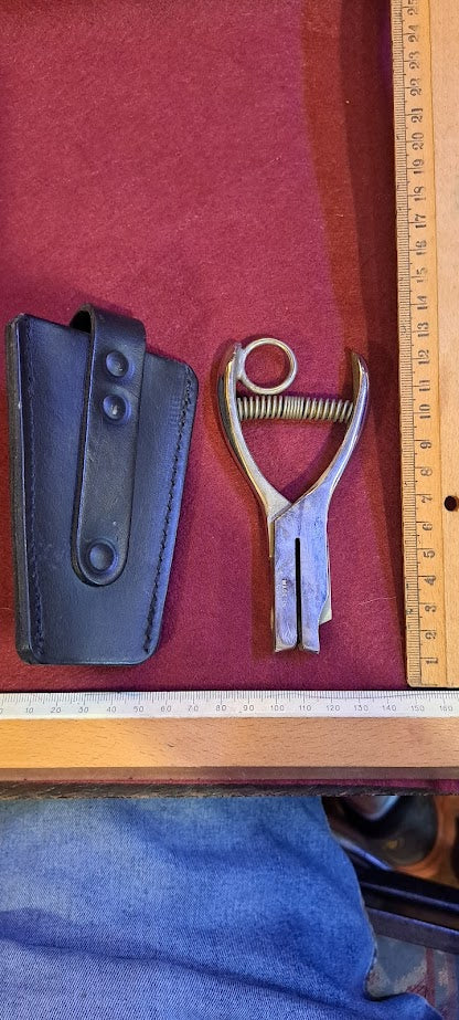 Bus ticket punch EGED & case  [OTH10236]