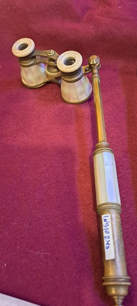Vintage Theater binoculars with handle, rare! [INS10240]