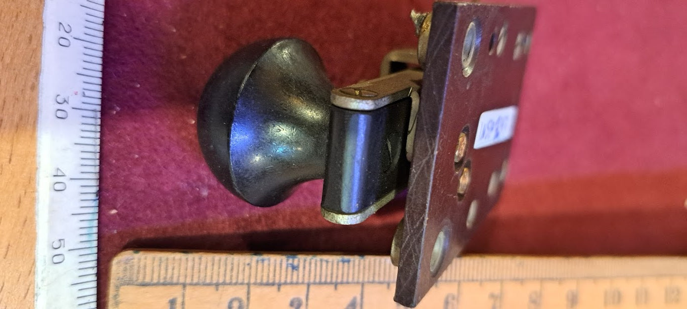 Antique part of Morse device [INS10243]