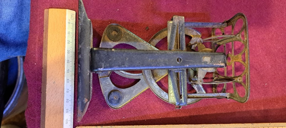Antique postal weight - Rare [INS10239]