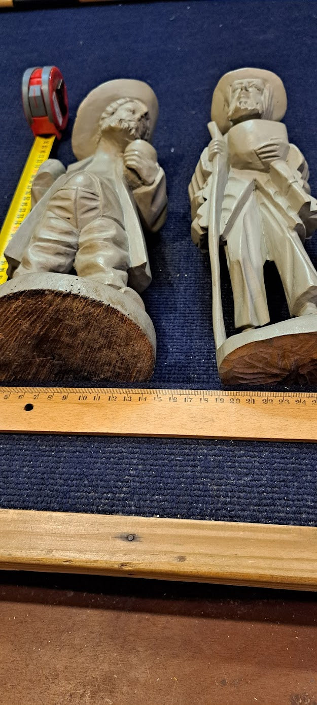 Vintage Pair of wooden men handworke sculptures [ART10163]