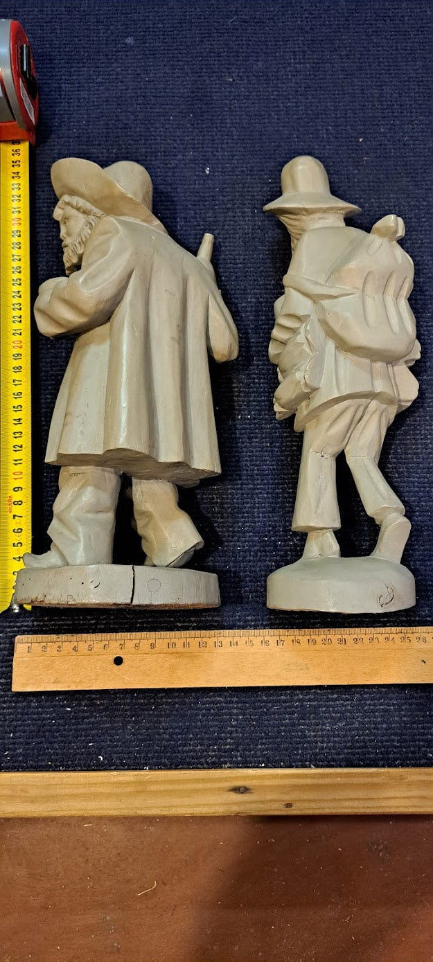 Vintage Pair of wooden men handworke sculptures [ART10163]