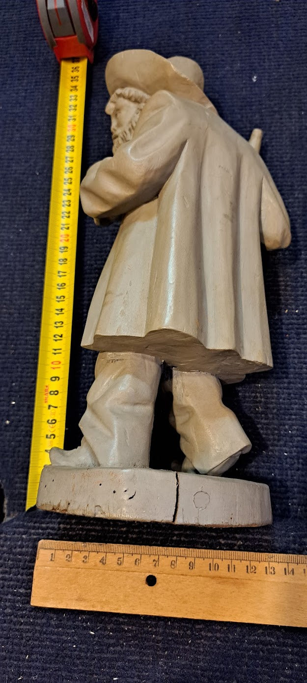 Vintage Pair of wooden men handworke sculptures [ART10163]