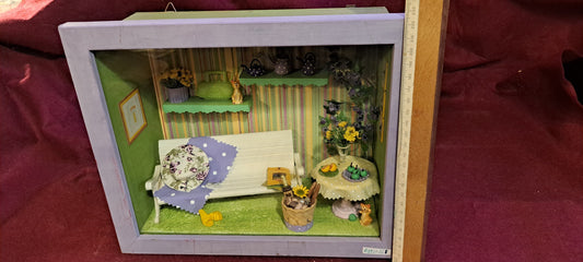 Miniature handmade art in box [ART10168]