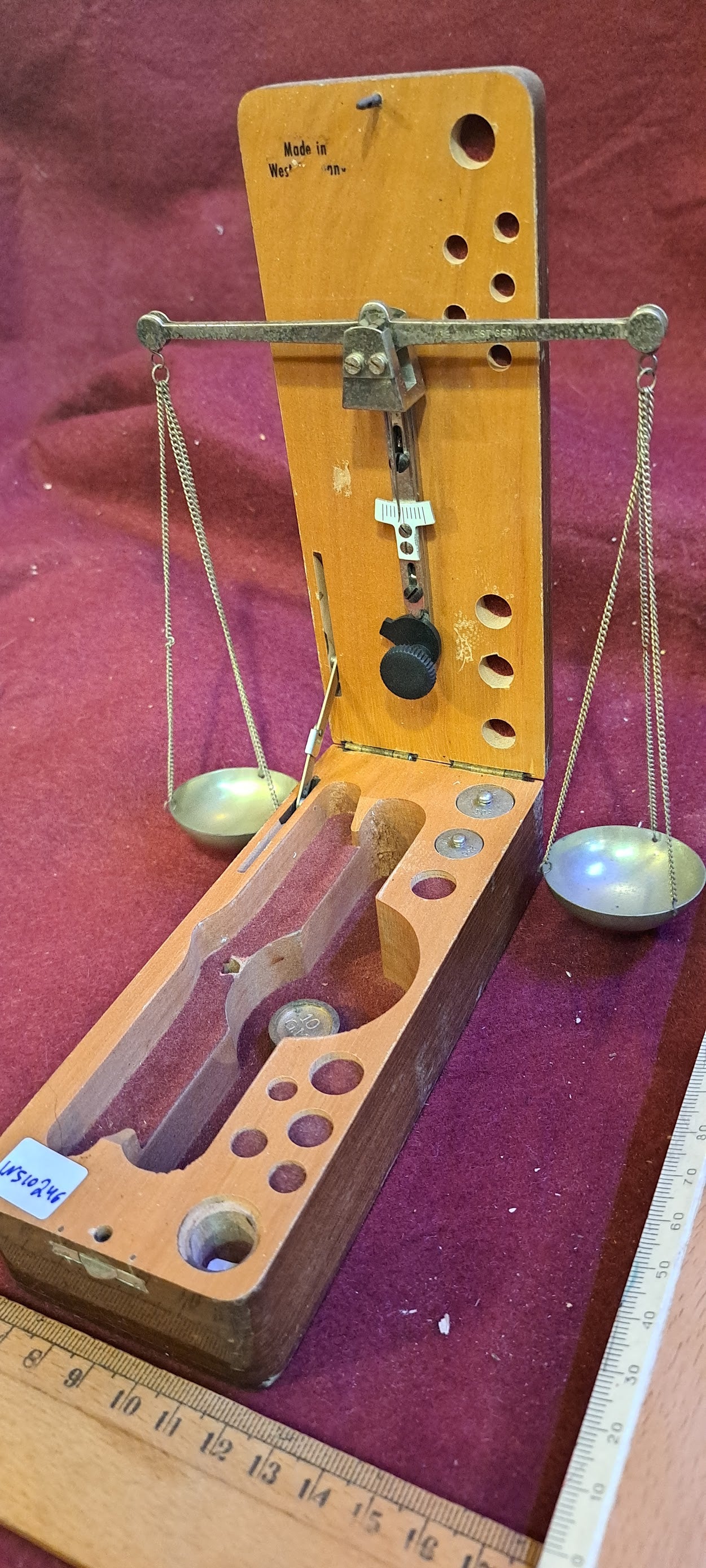 Antique Libra fine weight [INS10246]