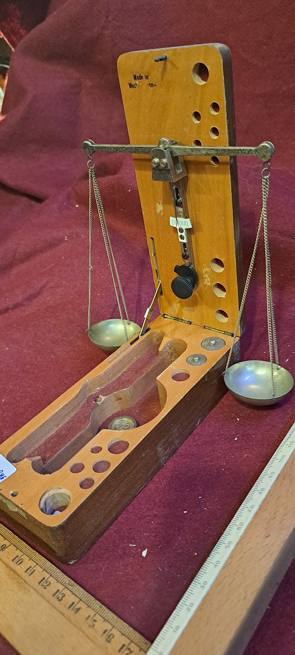 Antique Libra fine weight [INS10246]
