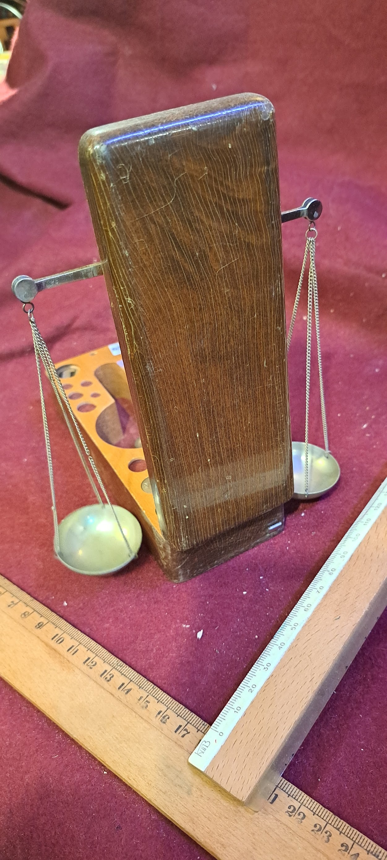 Antique Libra fine weight [INS10246]