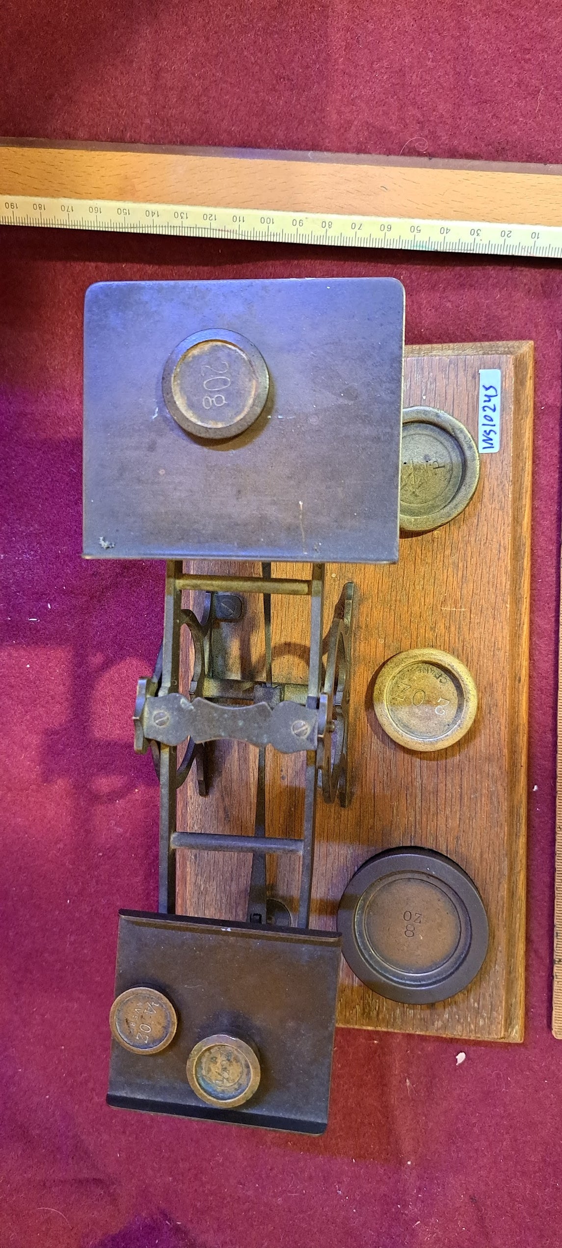 Antique Libra weight [INS10245]