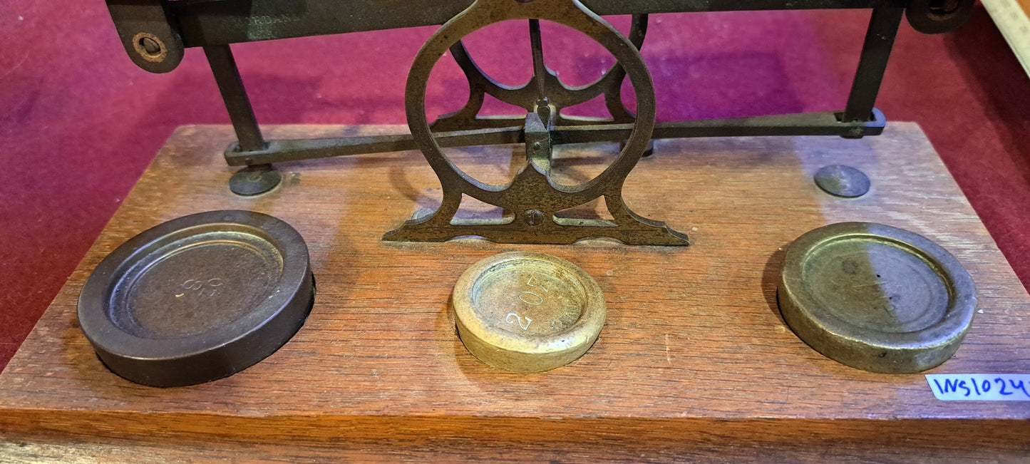 Antique Libra weight [INS10245]