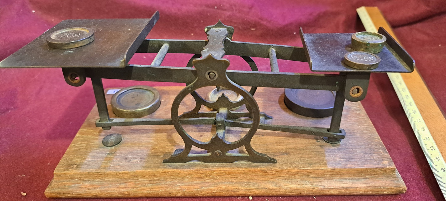 Antique Libra weight [INS10245]