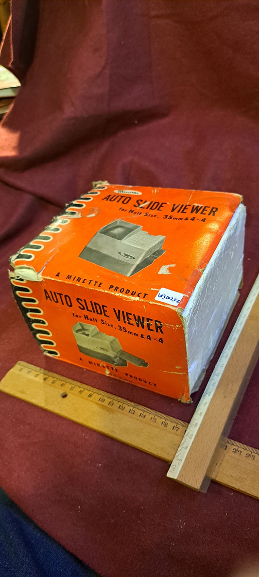 Vintage Slide viewer [INS10252]