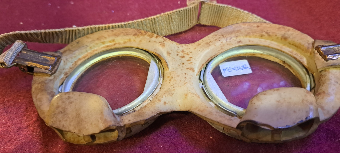 Army old Dust binoculars [ARM10139]
