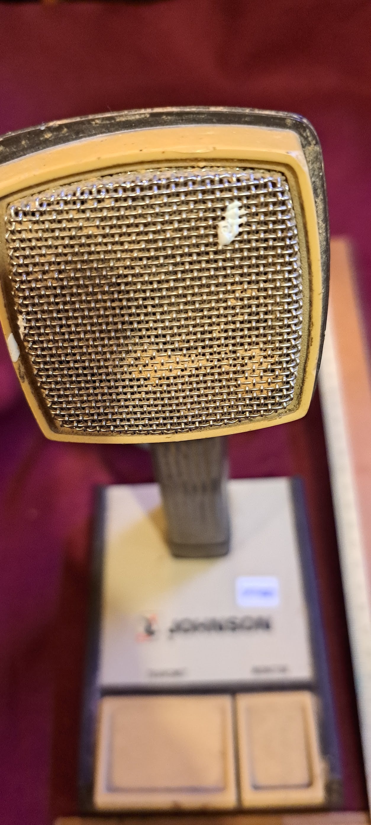 Old communication microphone [INS10265]