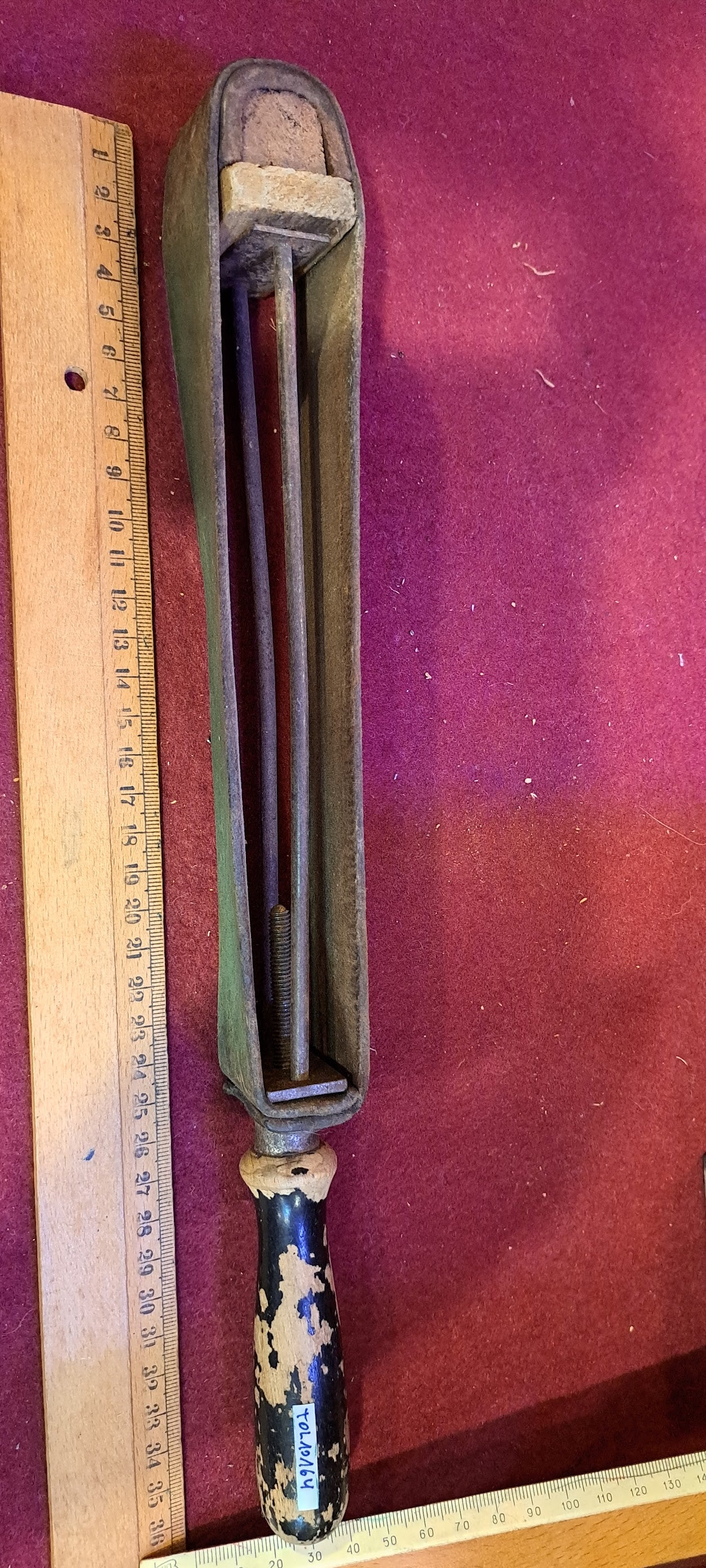 Antique Leather knife sharpener [TOL10164]