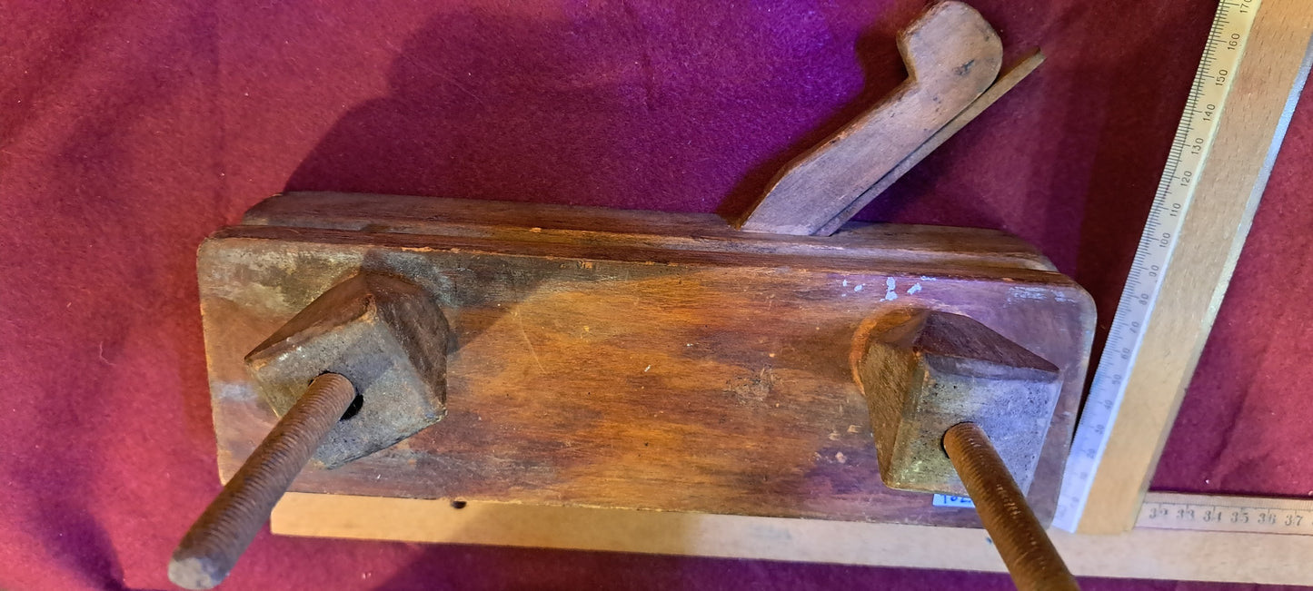 Vintage Carpenters wood runoff clamps [TOL10166]