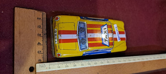 Vintage Tin taxi car model [GAM10212]