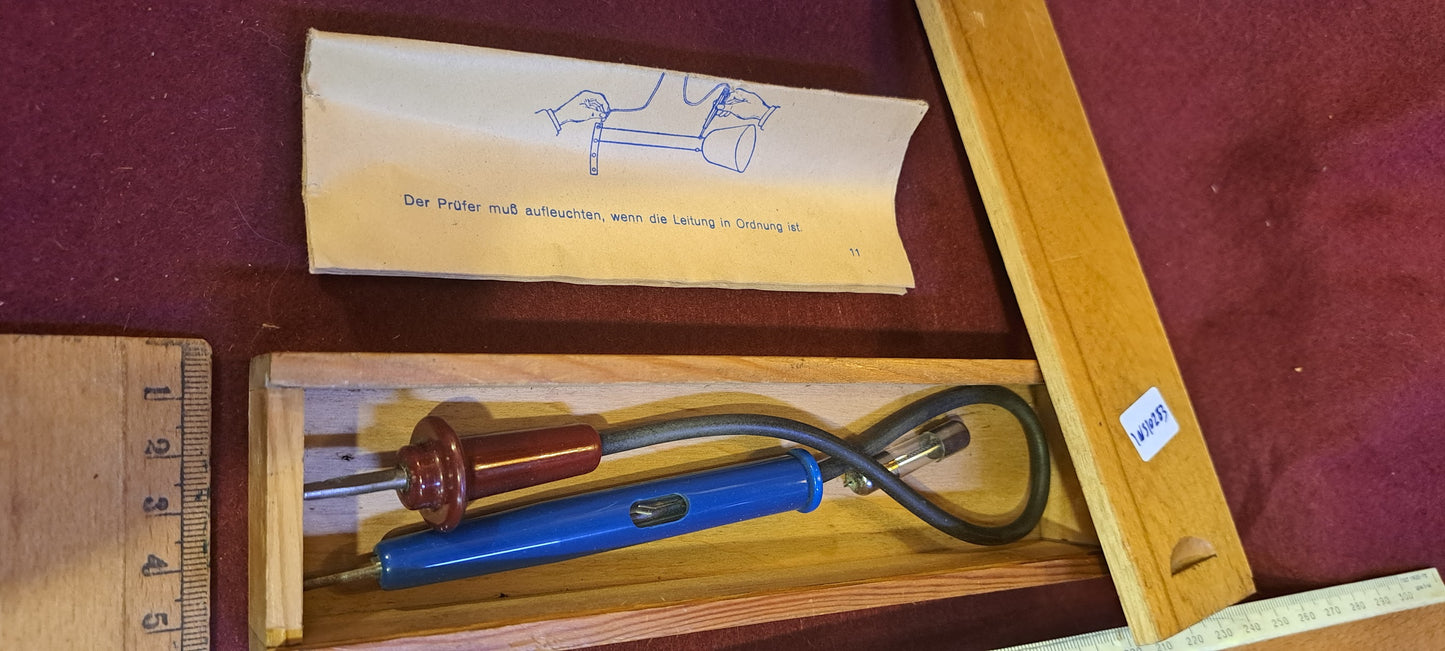 Vintage Power leakage measuring device [INS10283]