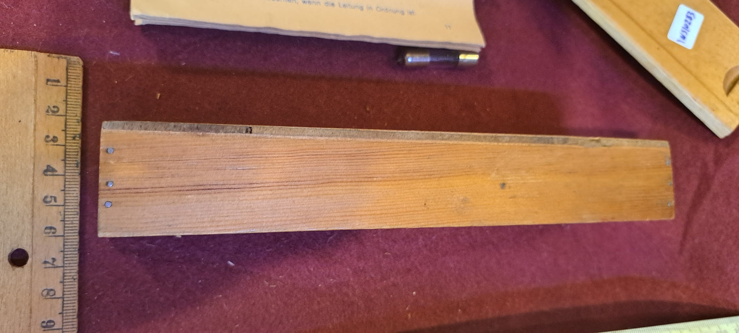 Vintage Power leakage measuring device [INS10283]