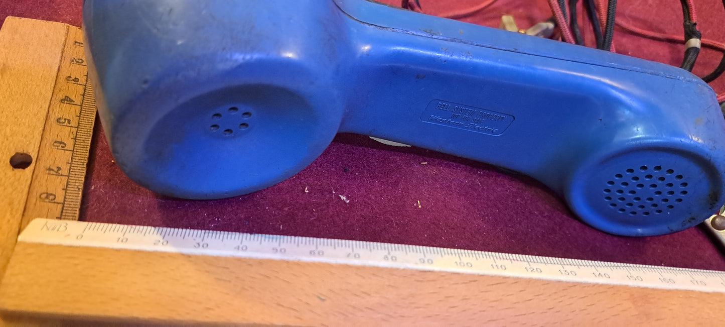 Vintage analog Technician Phone [INS10281]
