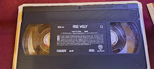 Release Willy video cassette VHS [ENT10182]