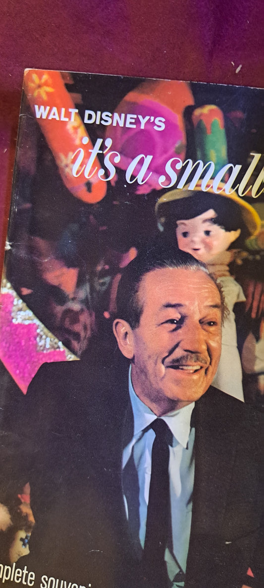 Its a small world Walt Disney book [BOK10201]