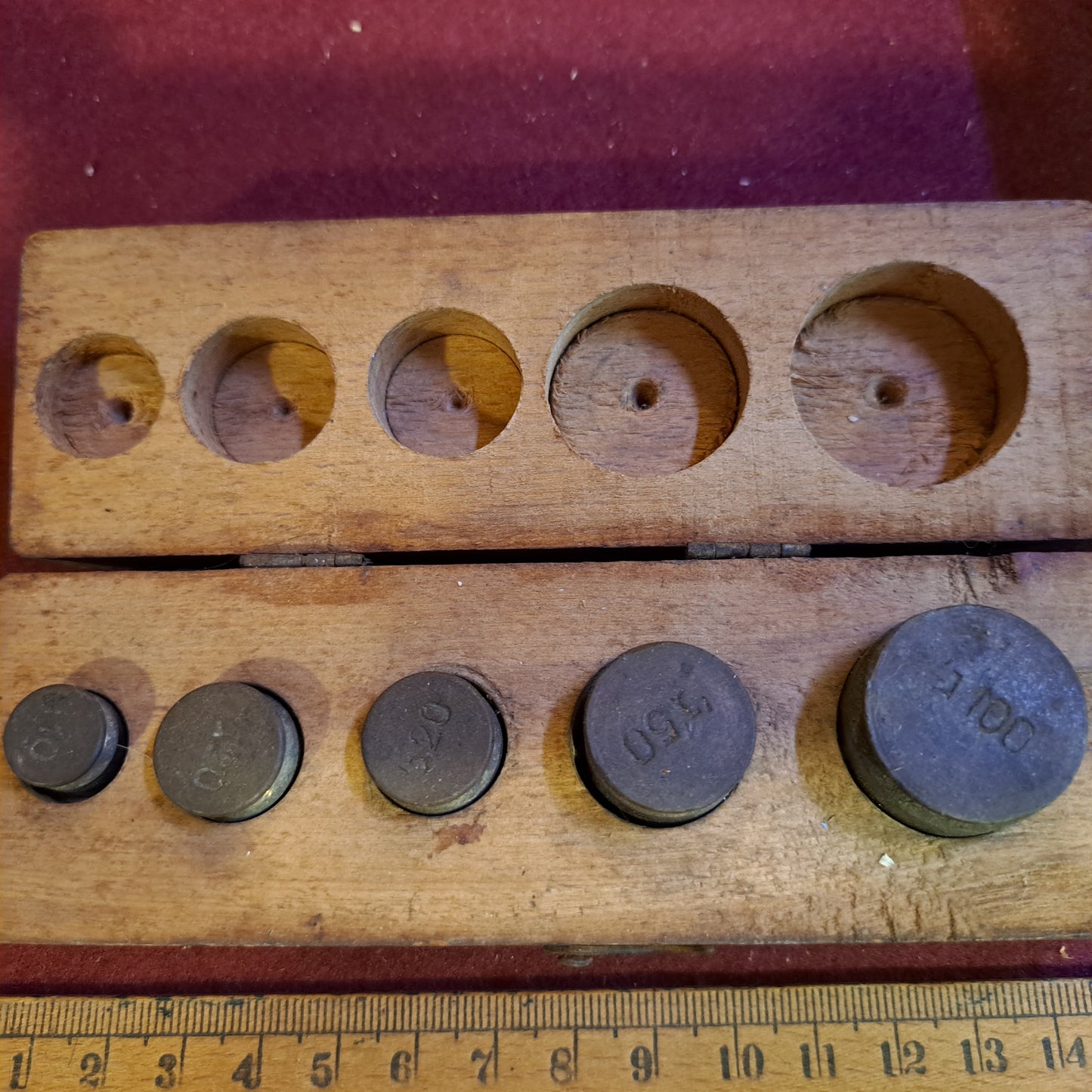Vintage Libra weights set [TOL10180]