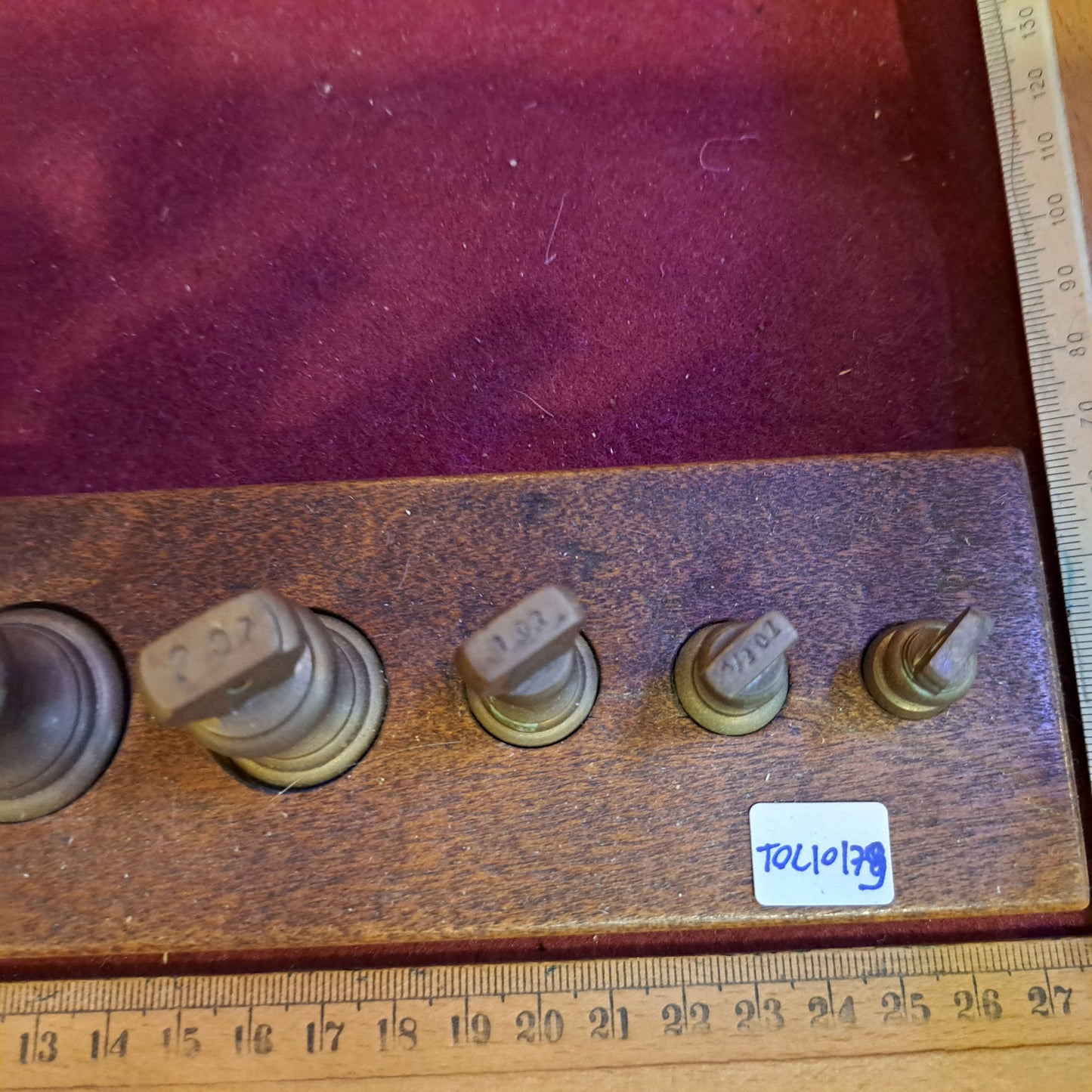 Vintage Libra weights set [TOL10179]