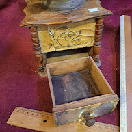 Old Coffee grinder [TOL10177]