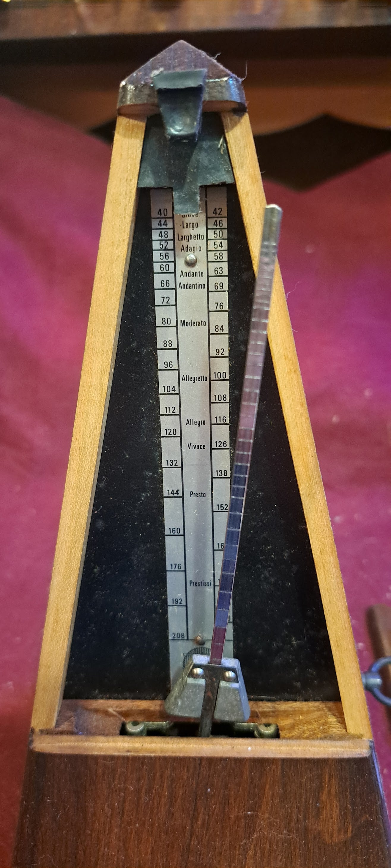 Antique metronome [INS10294]