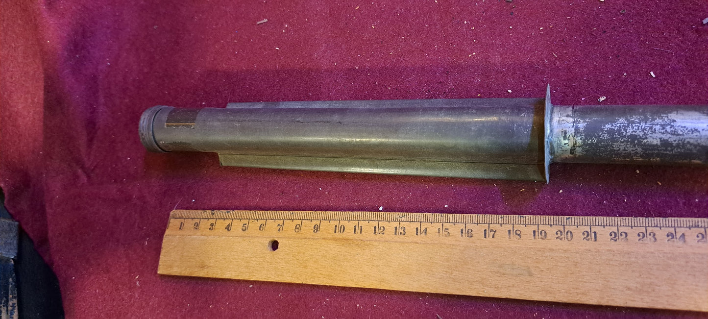 Vintage industrial Thermometer [TOL10180]