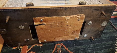 Antique wooden tubes radio - Nitzan Amron [INS10361] *for Israel local market only*