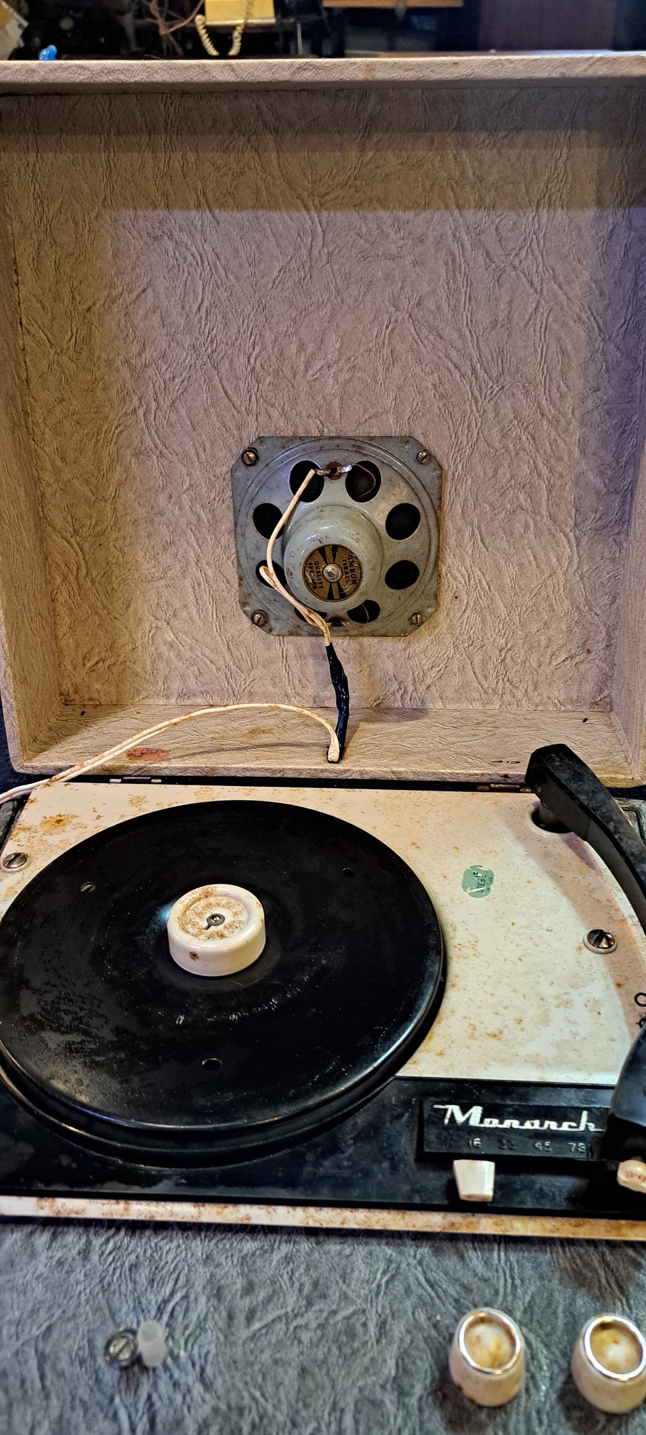 Portable Turntable record player [INS10394]*for Israel local market only*
