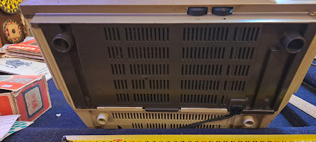 Small old tubes TV [INS10395]  *for Israel local market only*