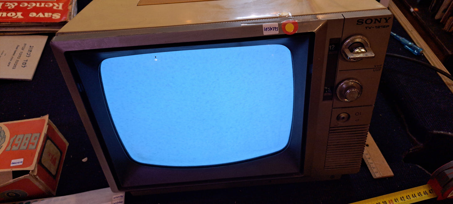 Small old tubes TV [INS10395]  *for Israel local market only*