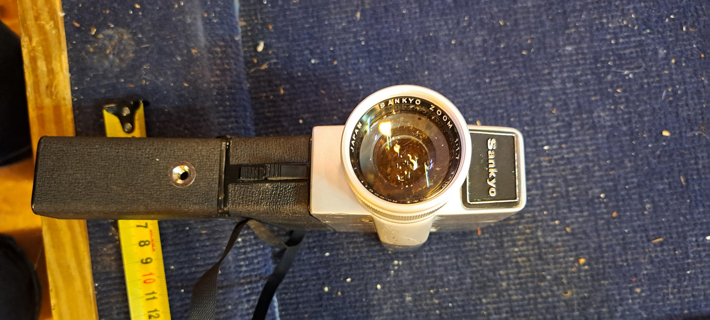 Movie camera vintage, Sankyo -LAST ETSY- [INS10409]