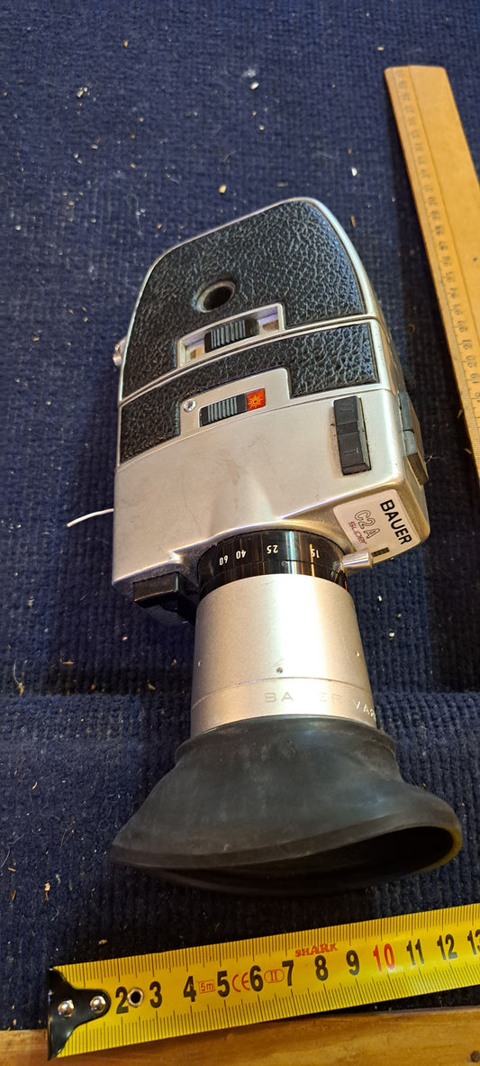 Movie camera vintage, Bauer  [INS10408]