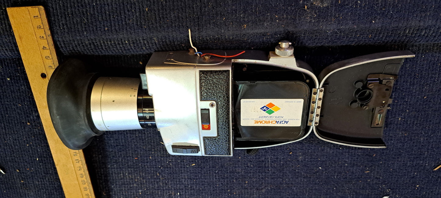 Movie camera vintage, Bauer  [INS10408]